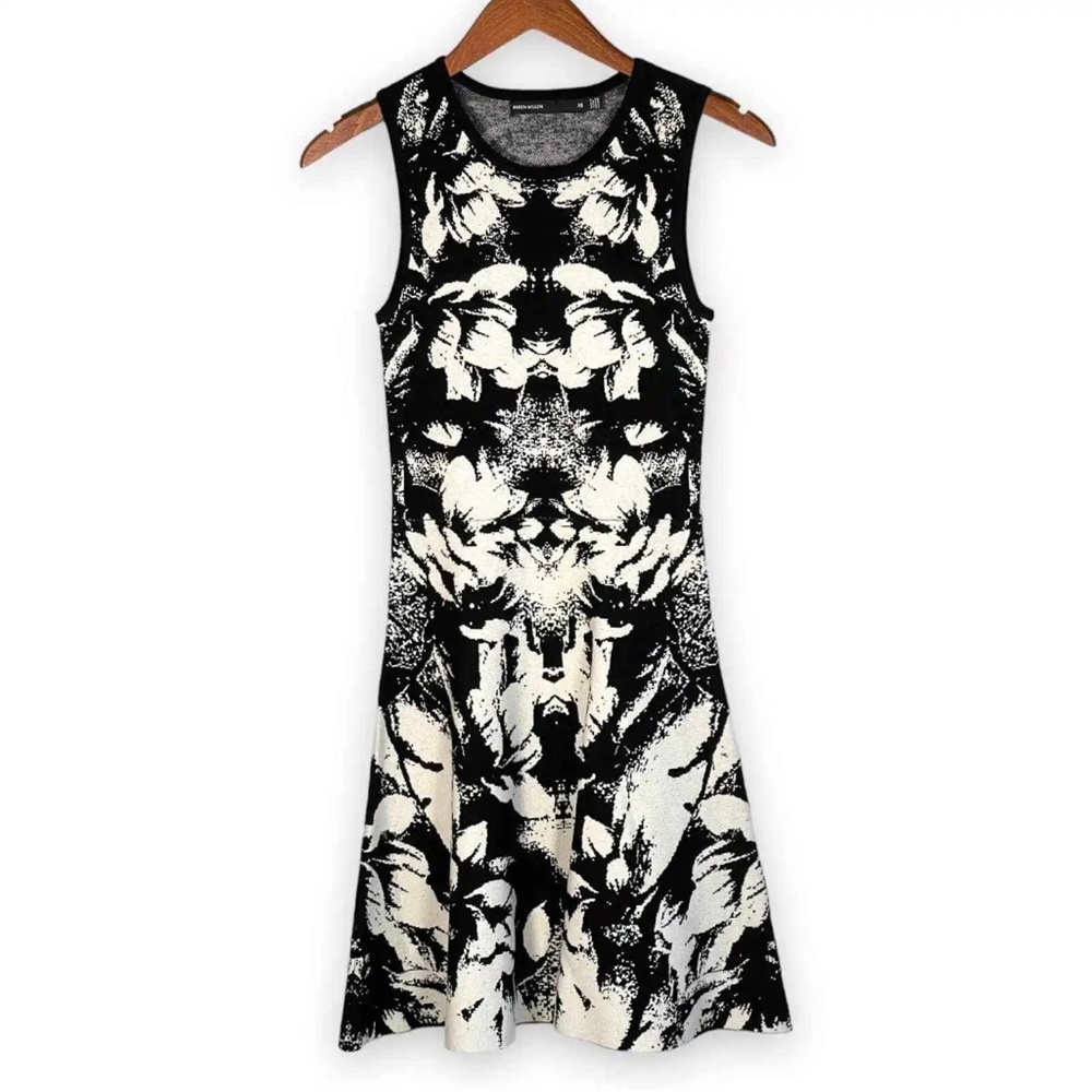 Karen Millen Knit Dress black and white M